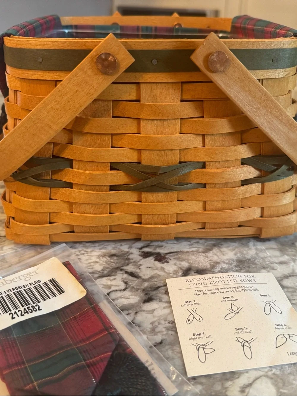 Longaberger Natural Brown Basket with Green Accent and Plaid Liner